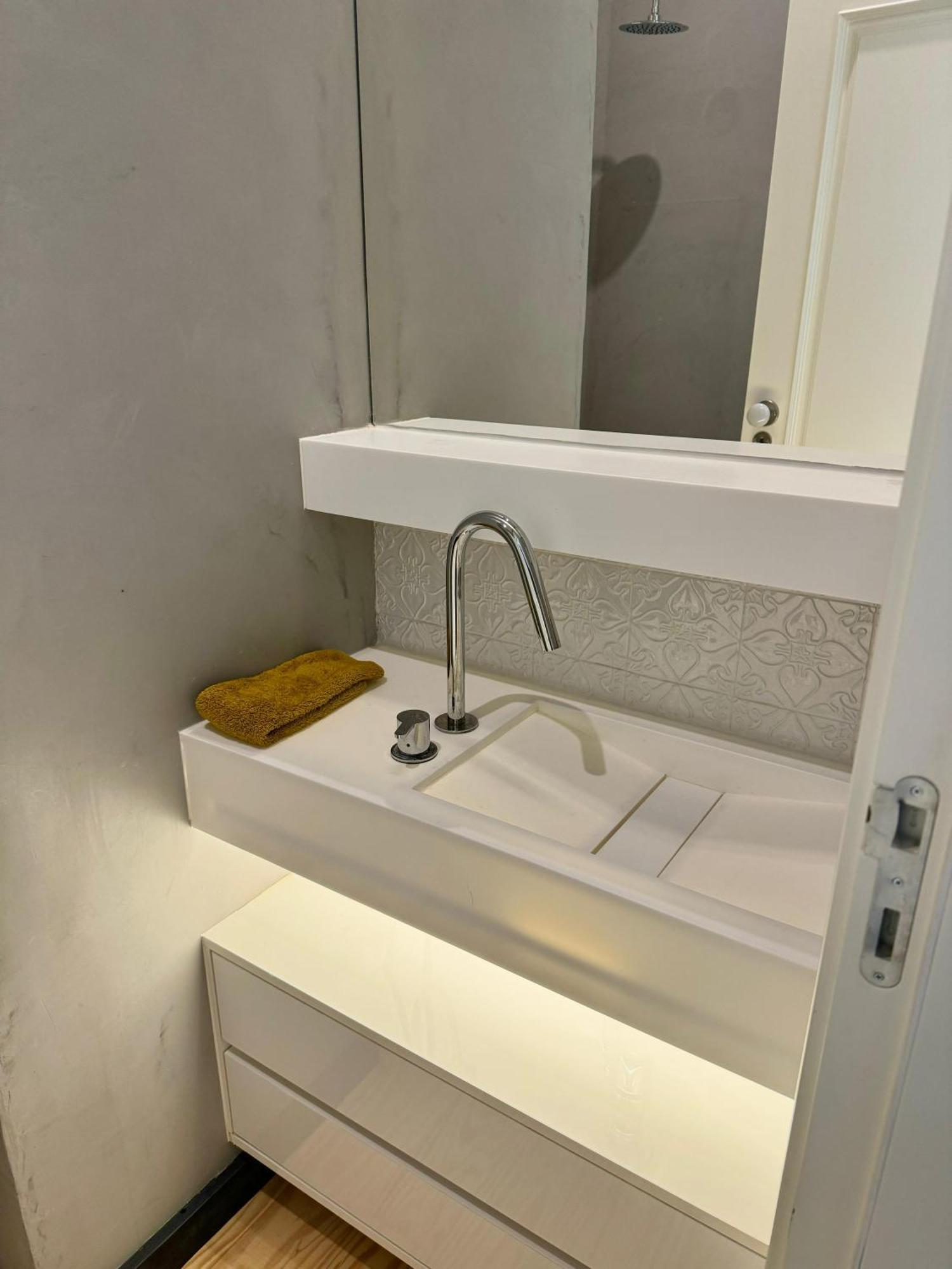 Quarto Na Baixa Wc Privativo Лиссабон Экстерьер фото